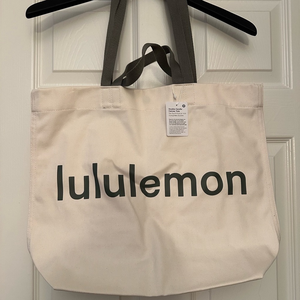 👀 PRICE DROP 👀 NWT - Lululemon Canvas Tote